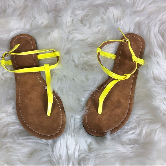 Charlotte Russe Sandals - Picture 1 of 5